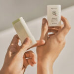 ضد آفتاب استیکی مات کننده SPF50 بیوتی آف جوسان مناسب انواع پوست وزن 18 گرم - تصویر 2