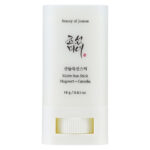 ضد آفتاب استیکی مات کننده SPF50 بیوتی آف جوسان مناسب انواع پوست وزن 18 گرم